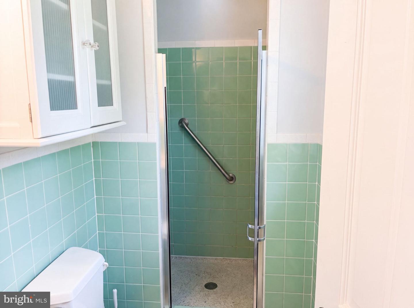 507 Willoughby Ln Property Photo 8