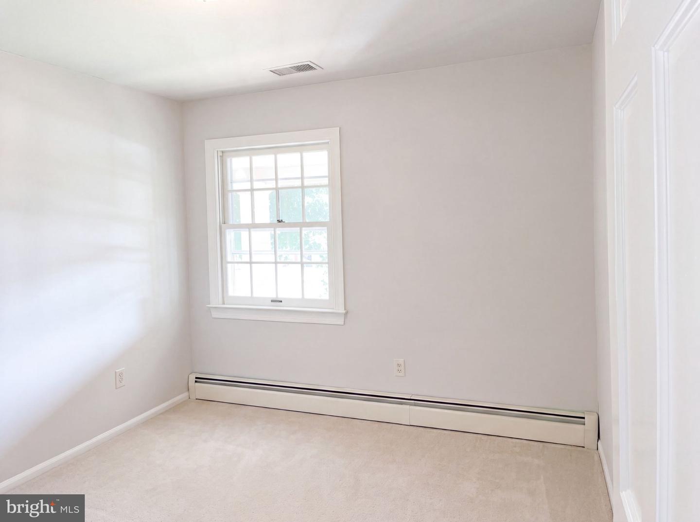 507 Willoughby Ln Property Photo 11