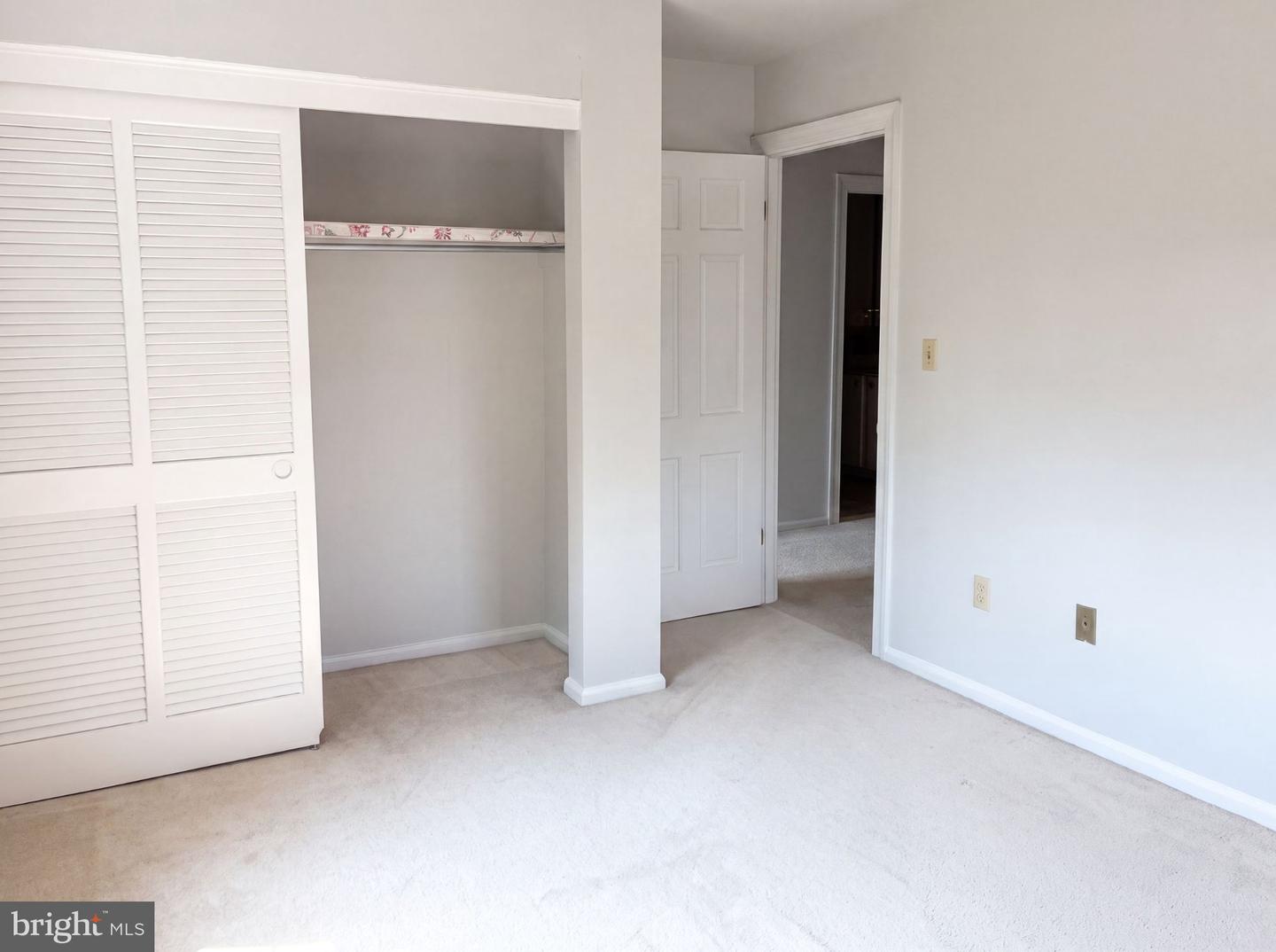 507 Willoughby Ln Property Photo 12