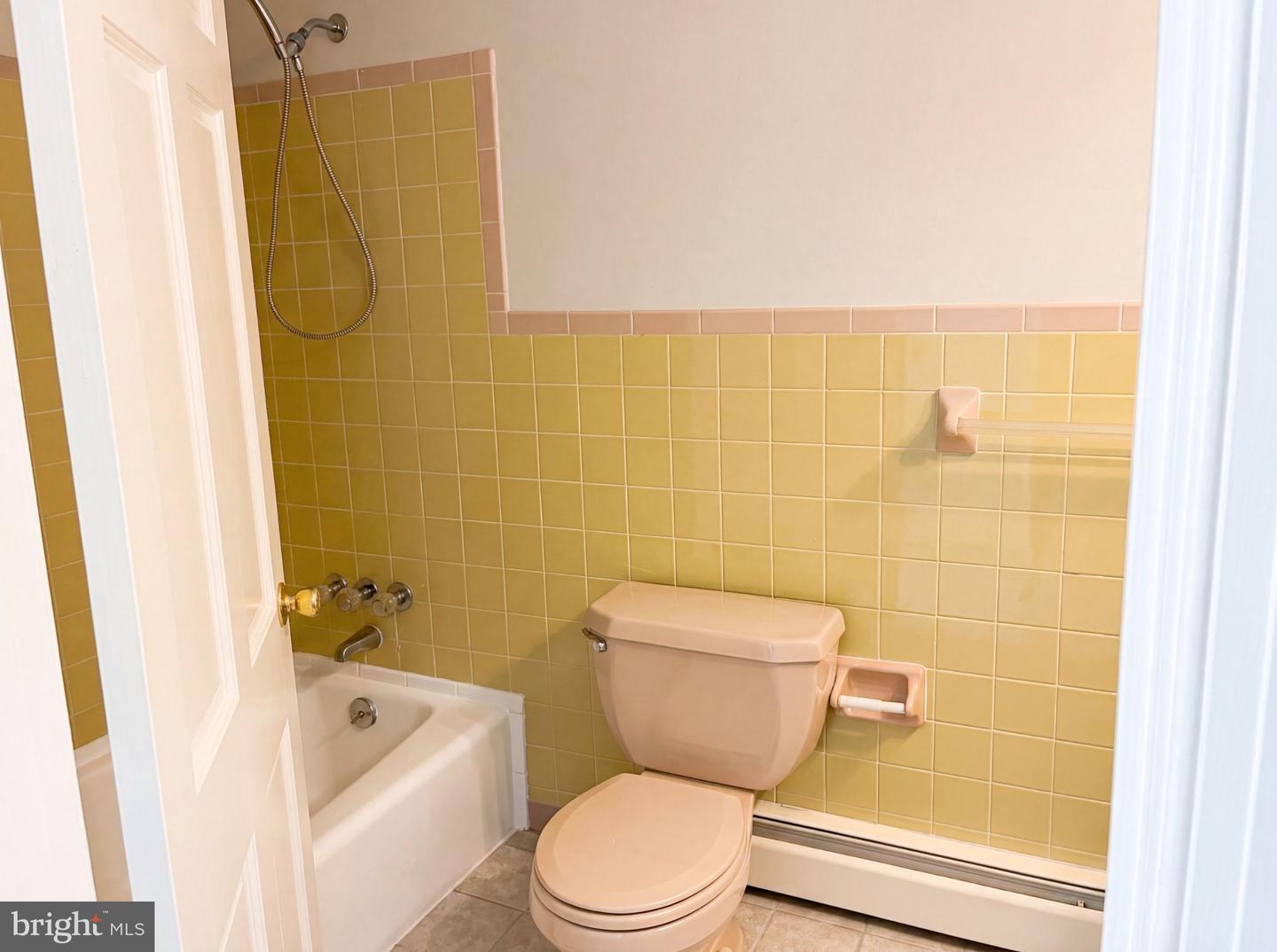 507 Willoughby Ln Property Photo 13
