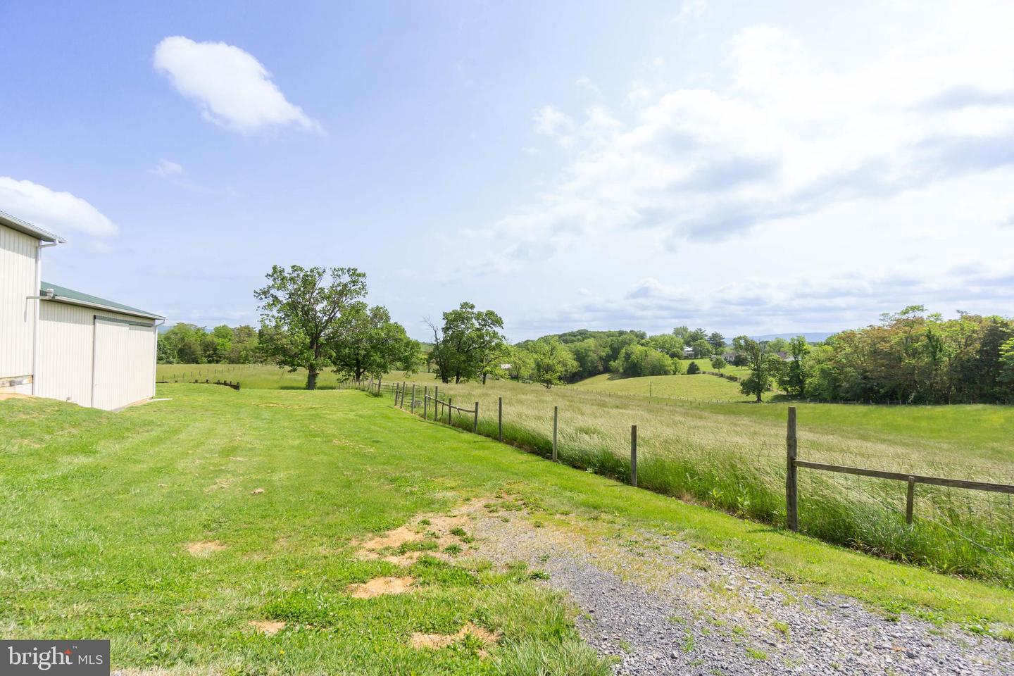 22347 Senedo Rd Property Photo 4