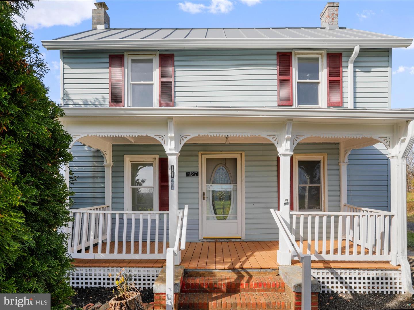 1127 Brook Creek Rd Property Photo 1