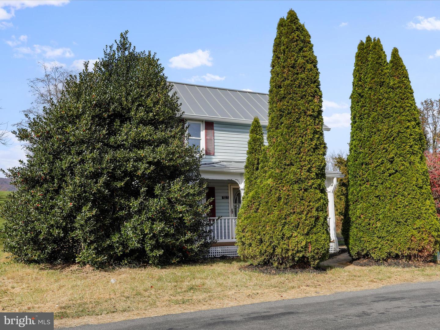1127 Brook Creek Rd Property Photo 4