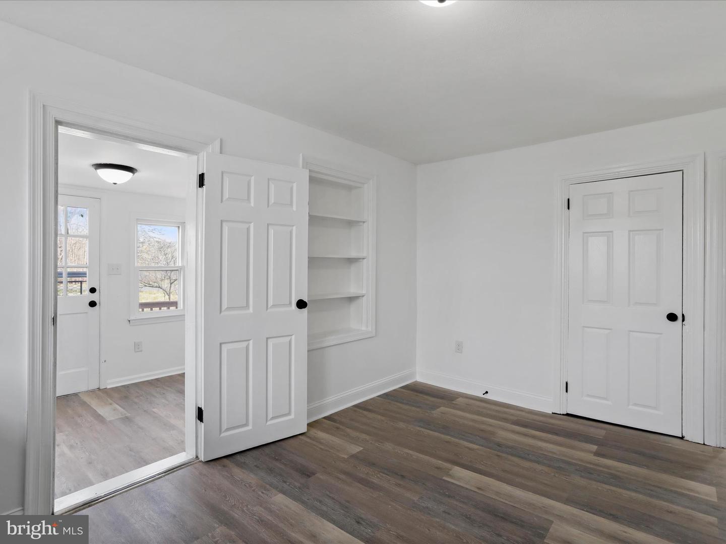 1127 Brook Creek Rd Property Photo 15