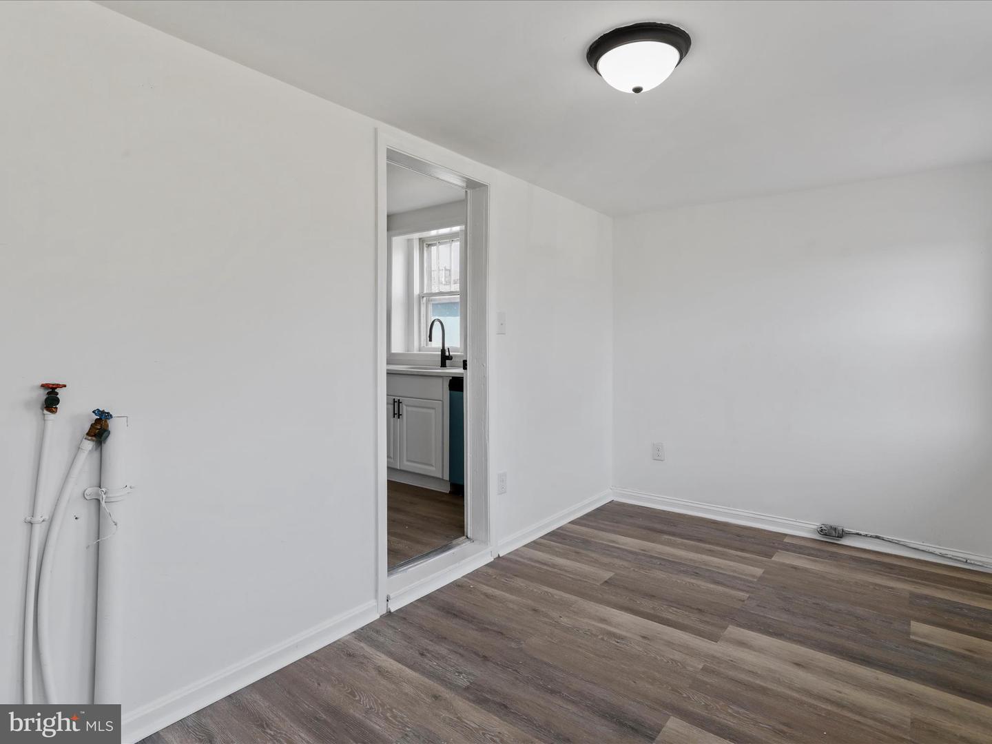 1127 Brook Creek Rd Property Photo 17