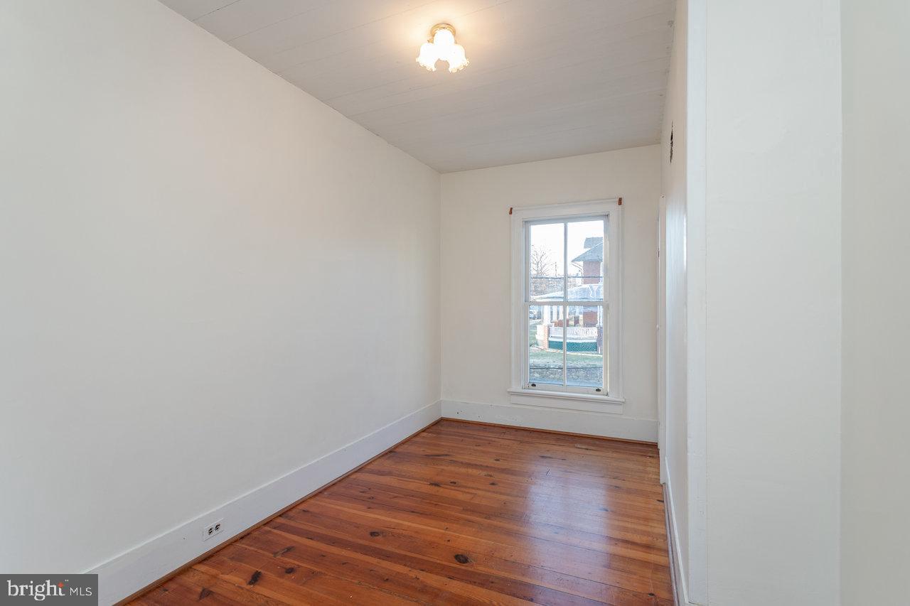 201 E Court St Property Photo 44