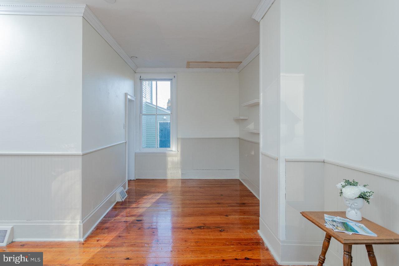 201 E Court St Property Photo 65
