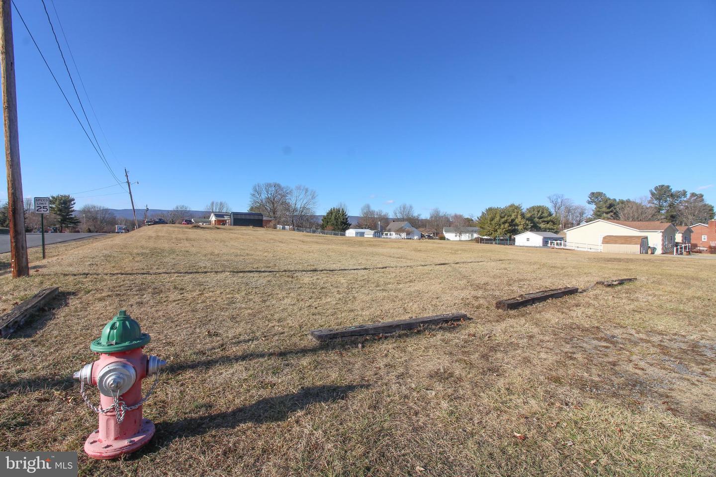 0 Summit Ave Property Photo
