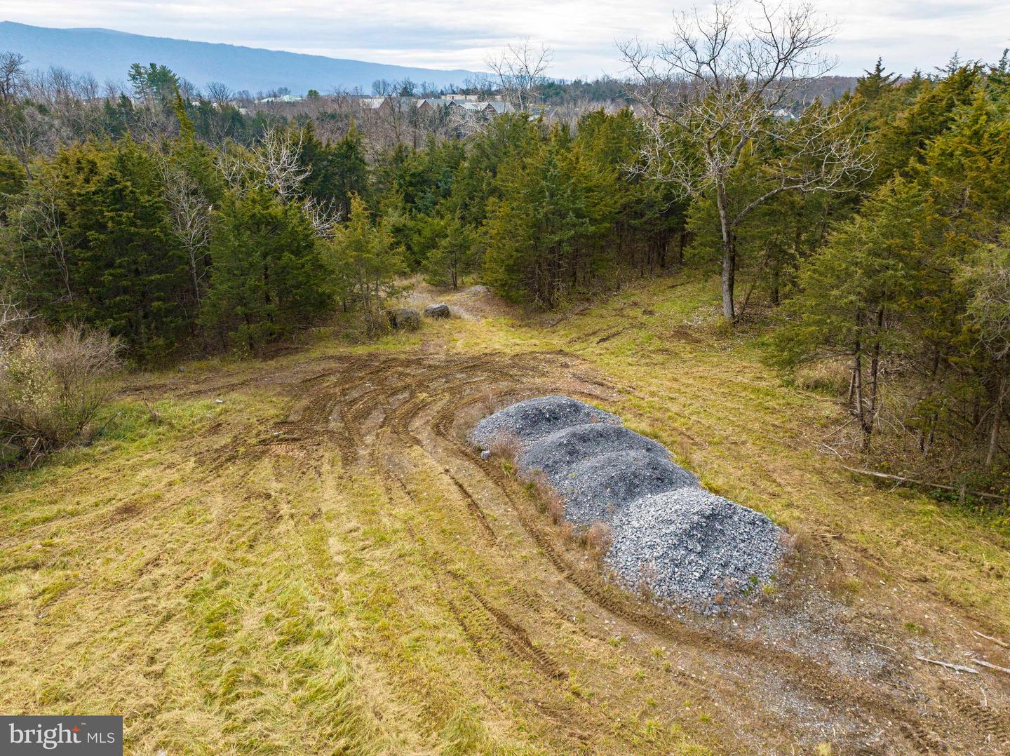 Lot 2 Property Photo 33