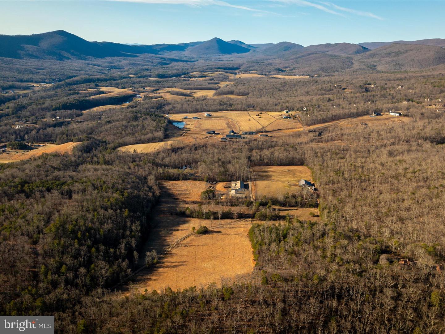1215 Narrow Path Rd Property Photo 9