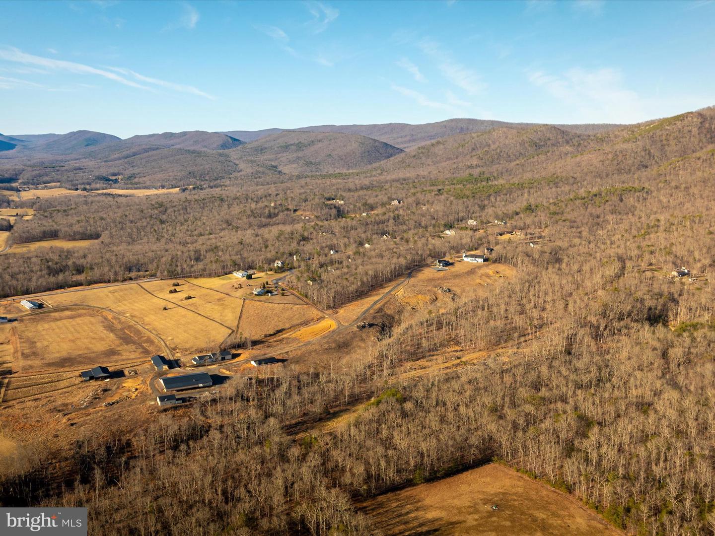 1215 Narrow Path Rd Property Photo 10