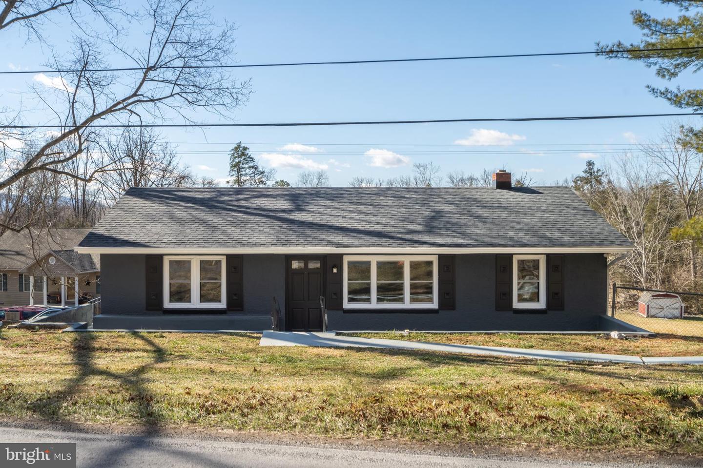 2897 Stoney Creek Rd Property Photo