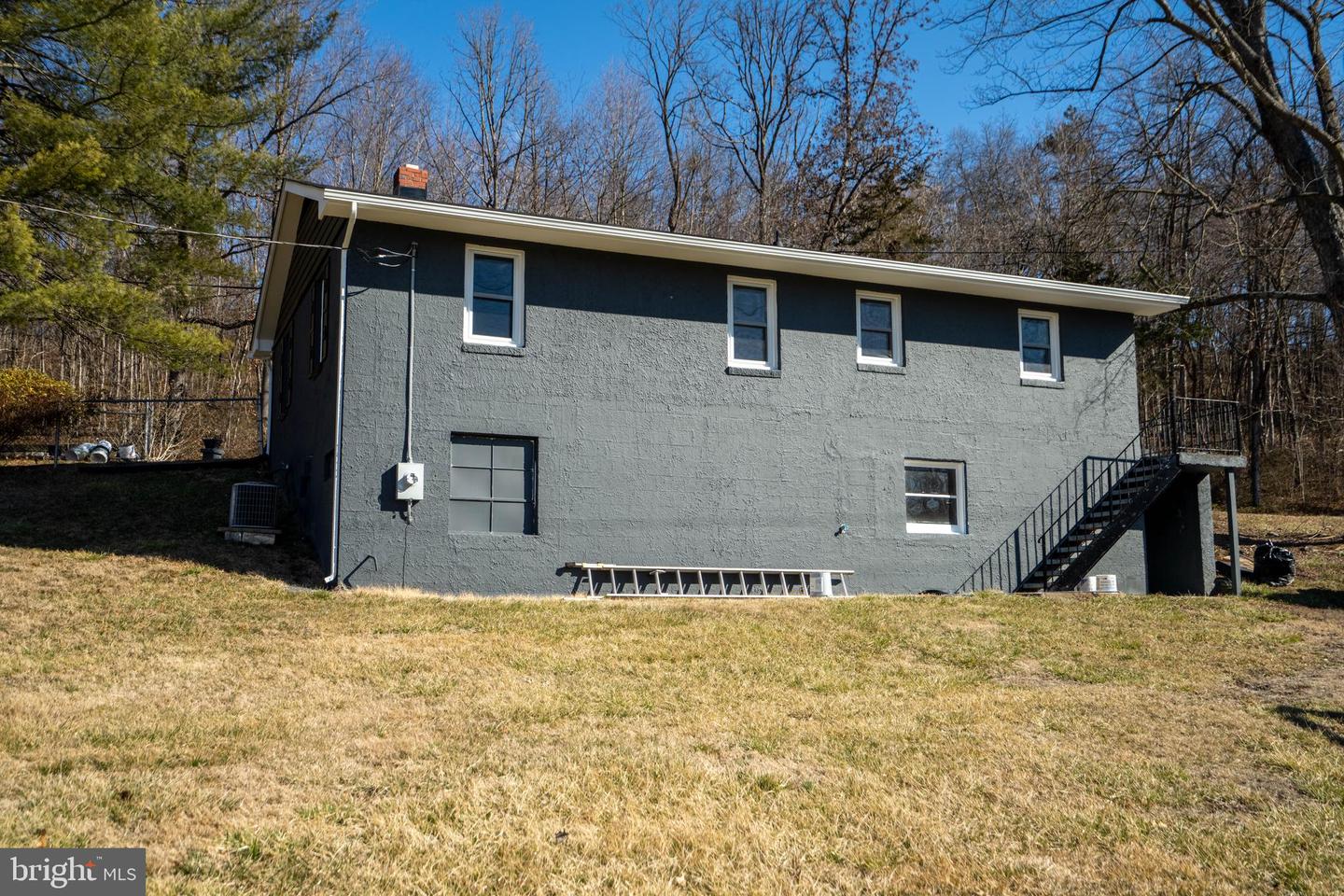 2897 Stoney Creek Rd Property Photo 5