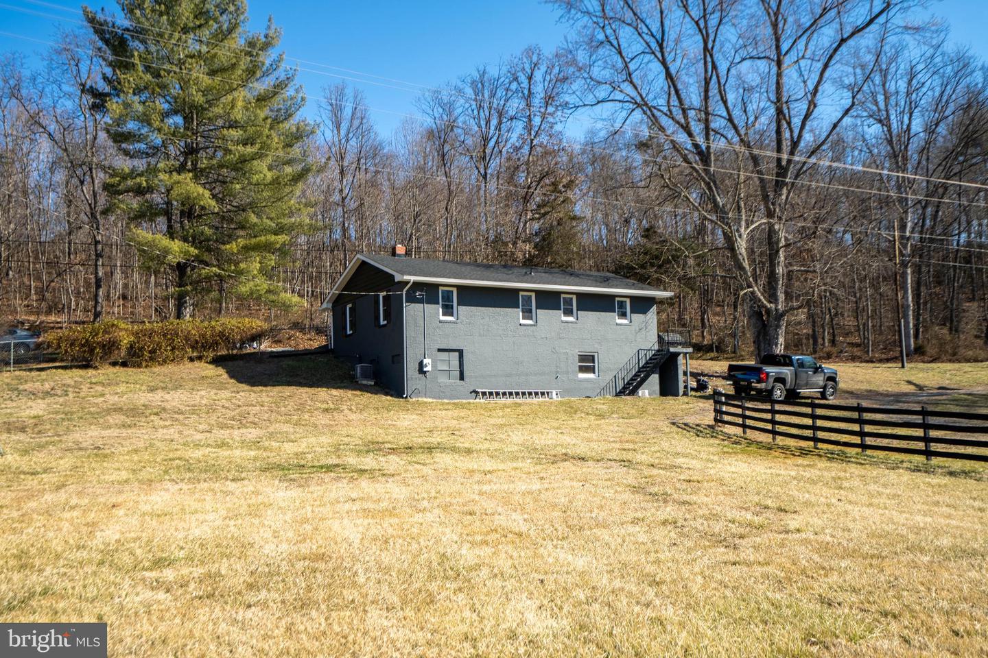 2897 Stoney Creek Rd Property Photo 6