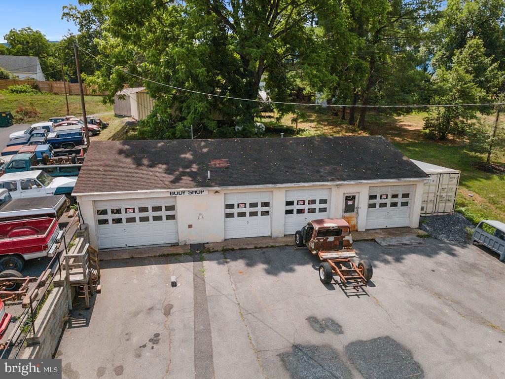 513 N Main St Property Photo
