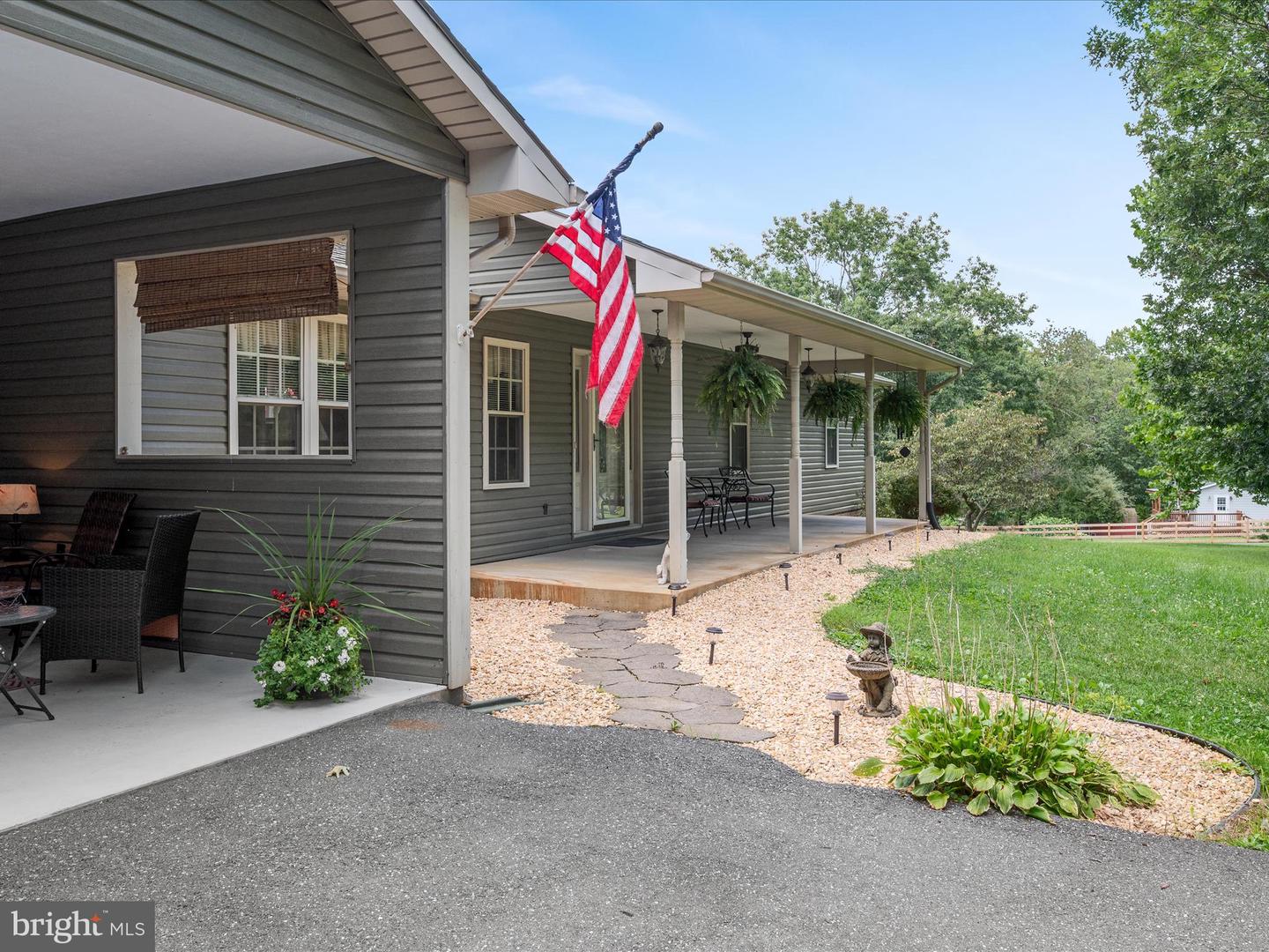 5409 Smith Creek Rd Property Photo 1