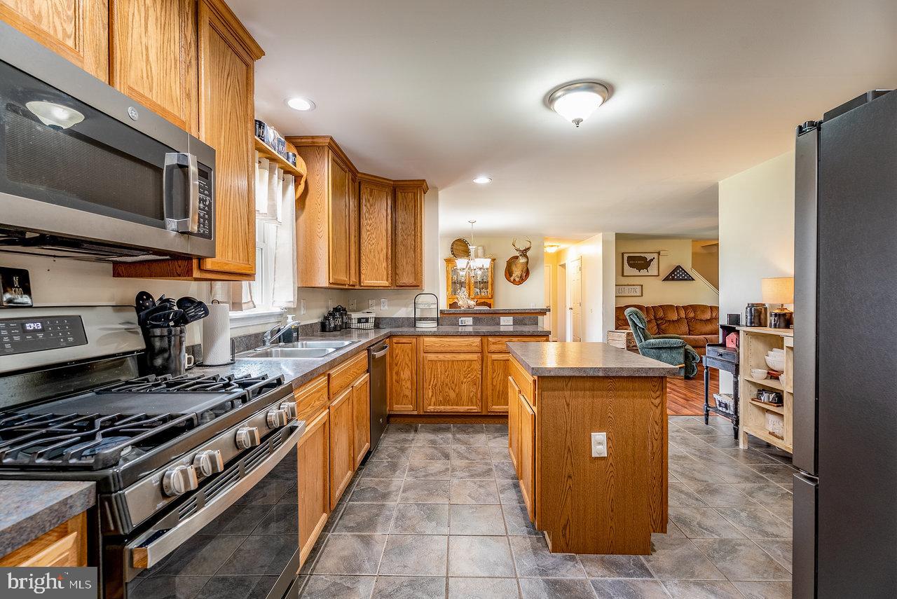 84 Barrick Ln Property Photo 14