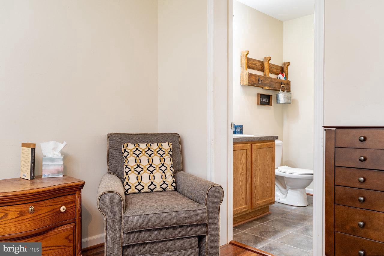 84 Barrick Ln Property Photo 18