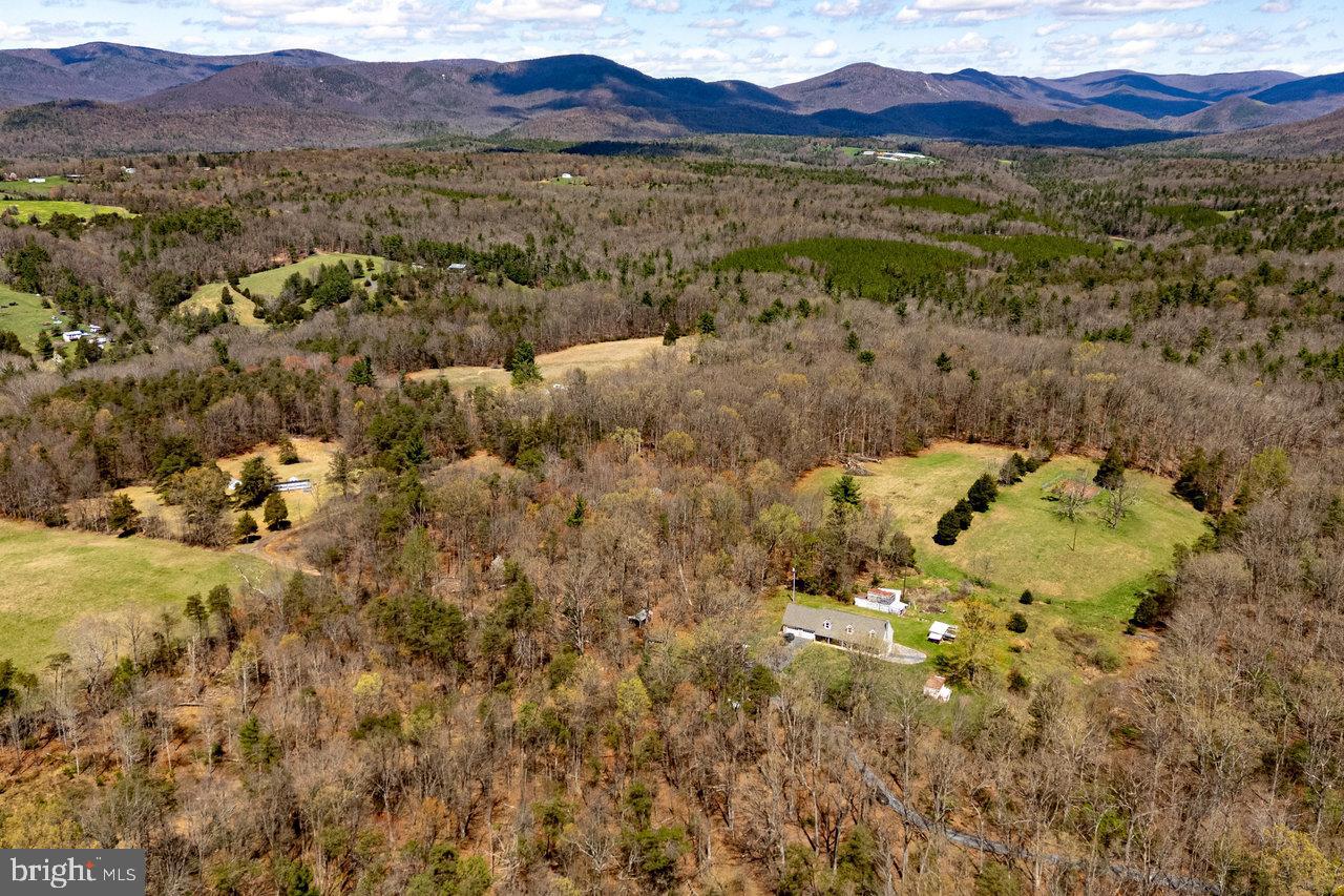 84 Barrick Ln Property Photo 41