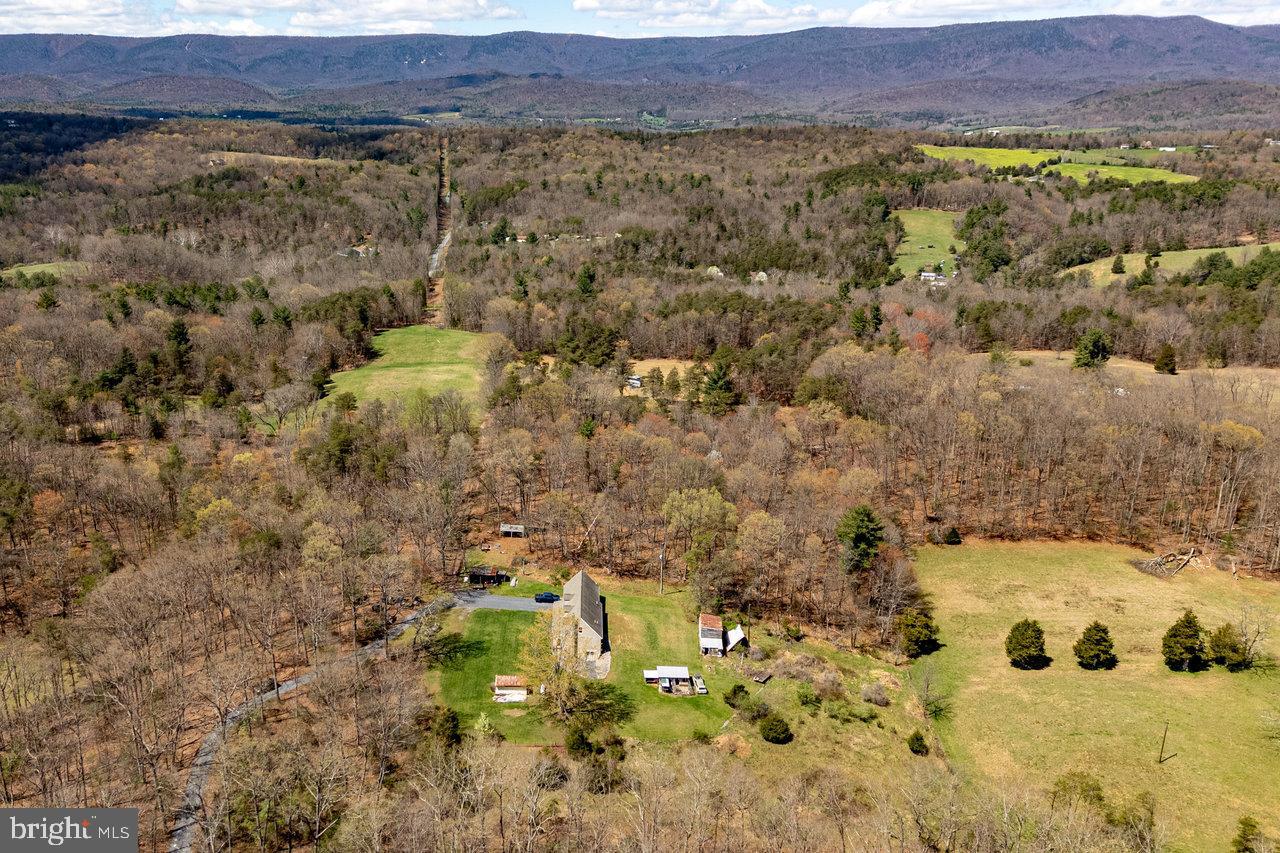 84 Barrick Ln Property Photo 43