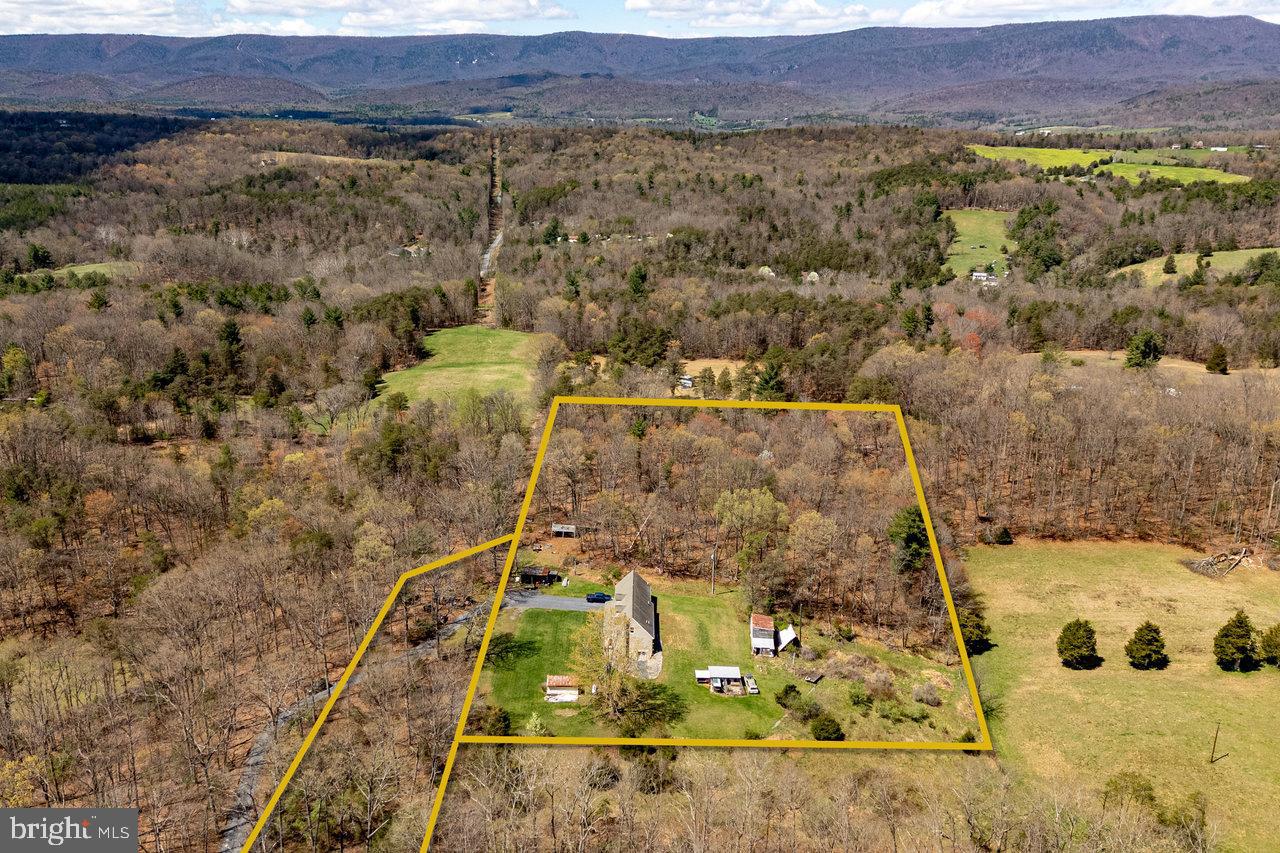 84 Barrick Ln Property Photo 47