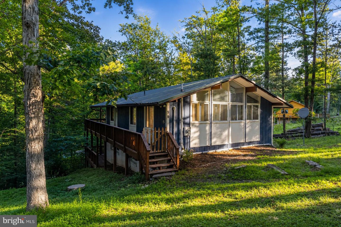 94 Deer Trl Property Photo 2