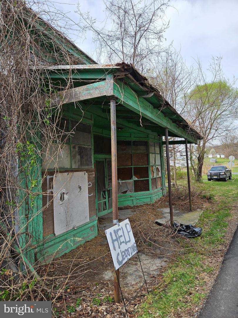 3516 QUICKSBURG RD Property Photo 1