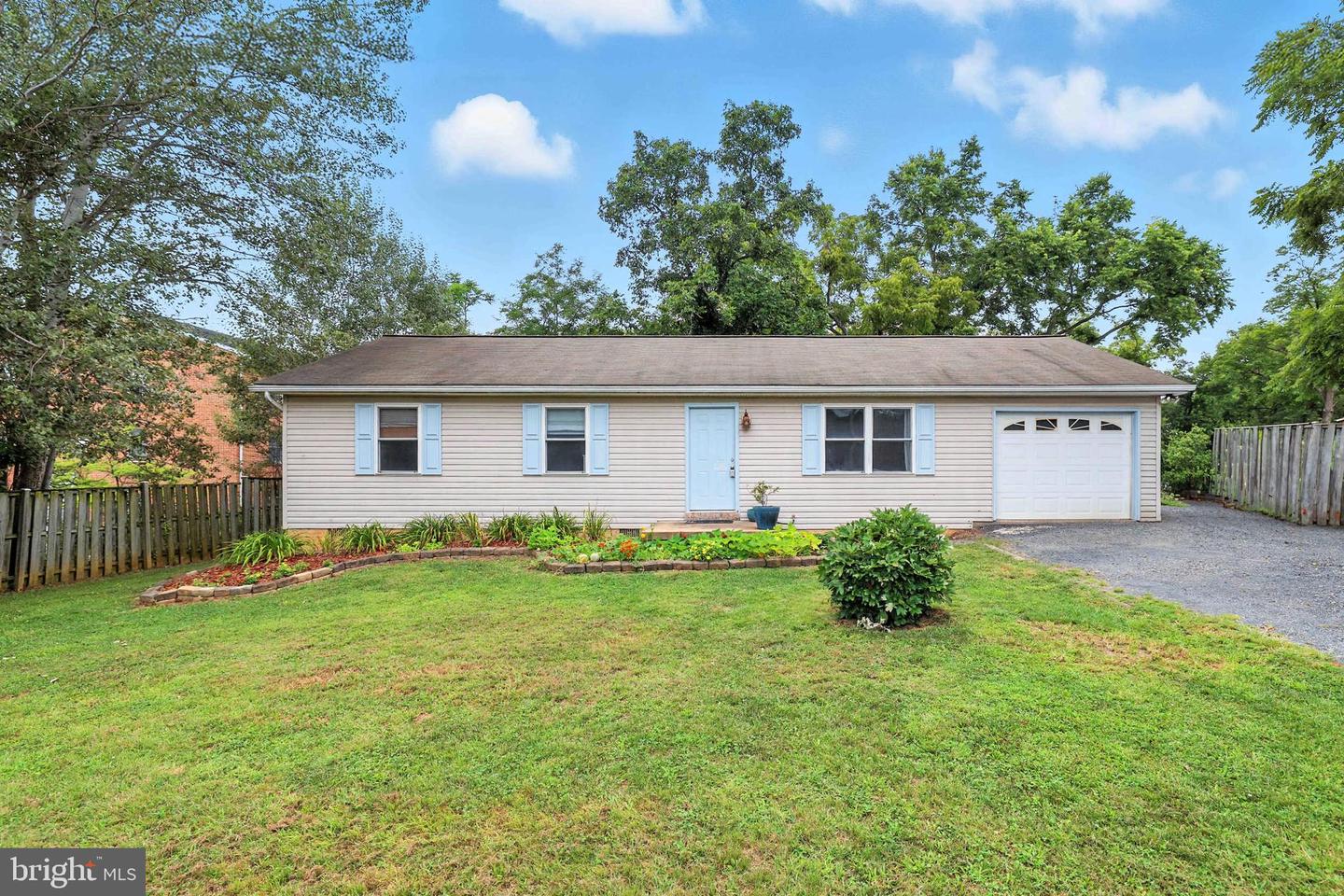 859 Colley Block Rd