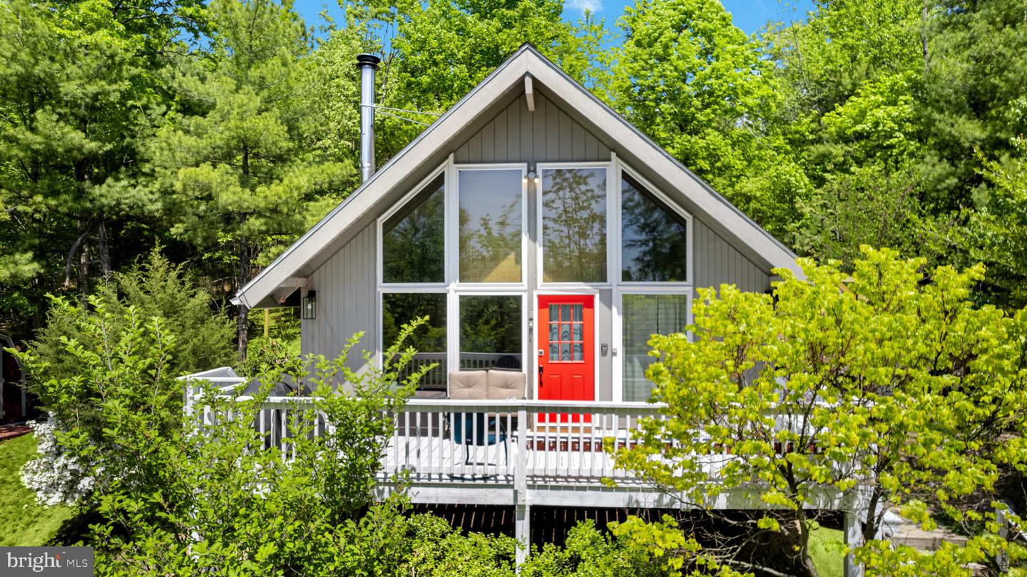304 HOLLY RIDGE RD