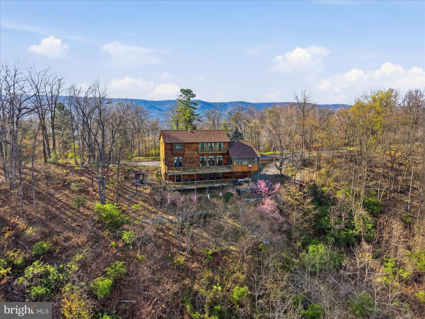 2152 Supinlick Ridge Property Photo 2