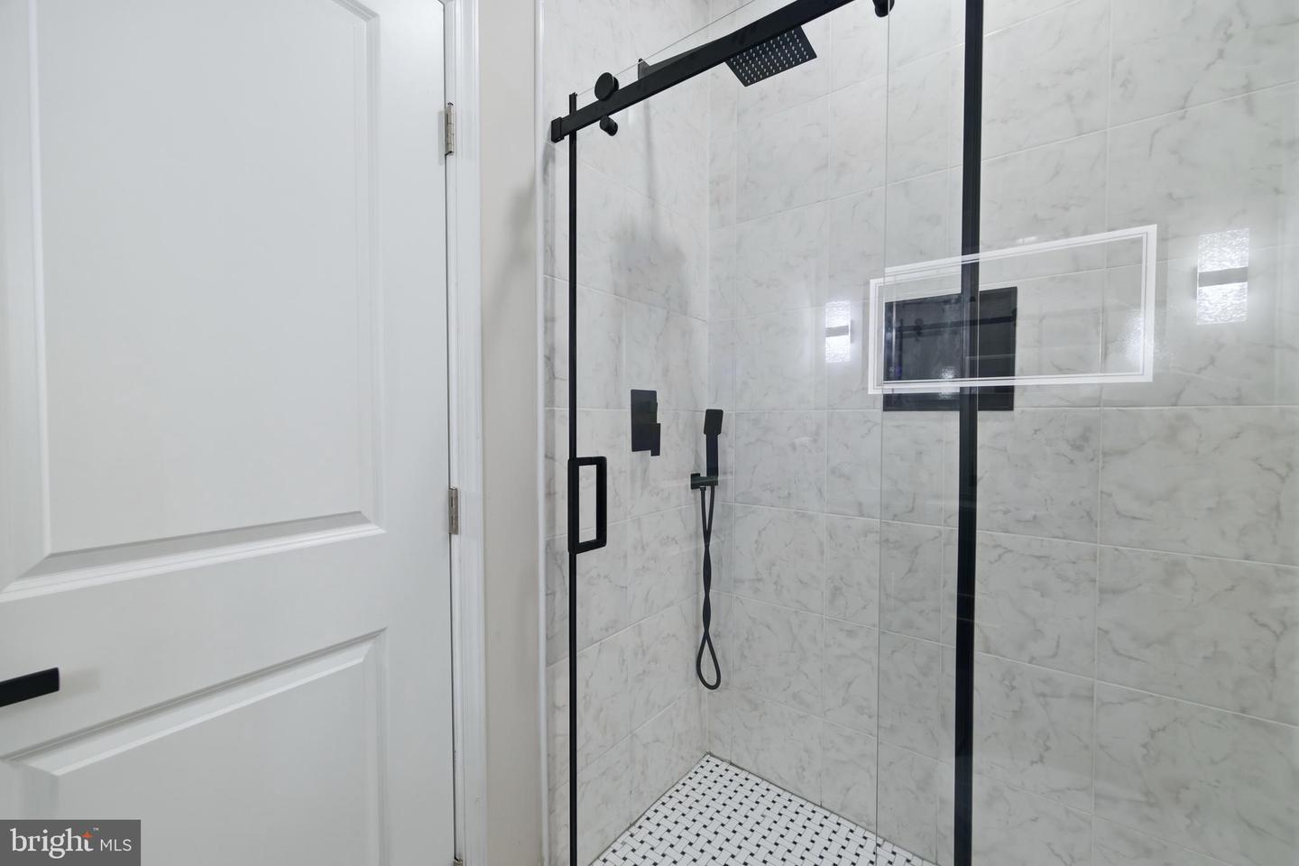 1034 Greenview Property Photo 30