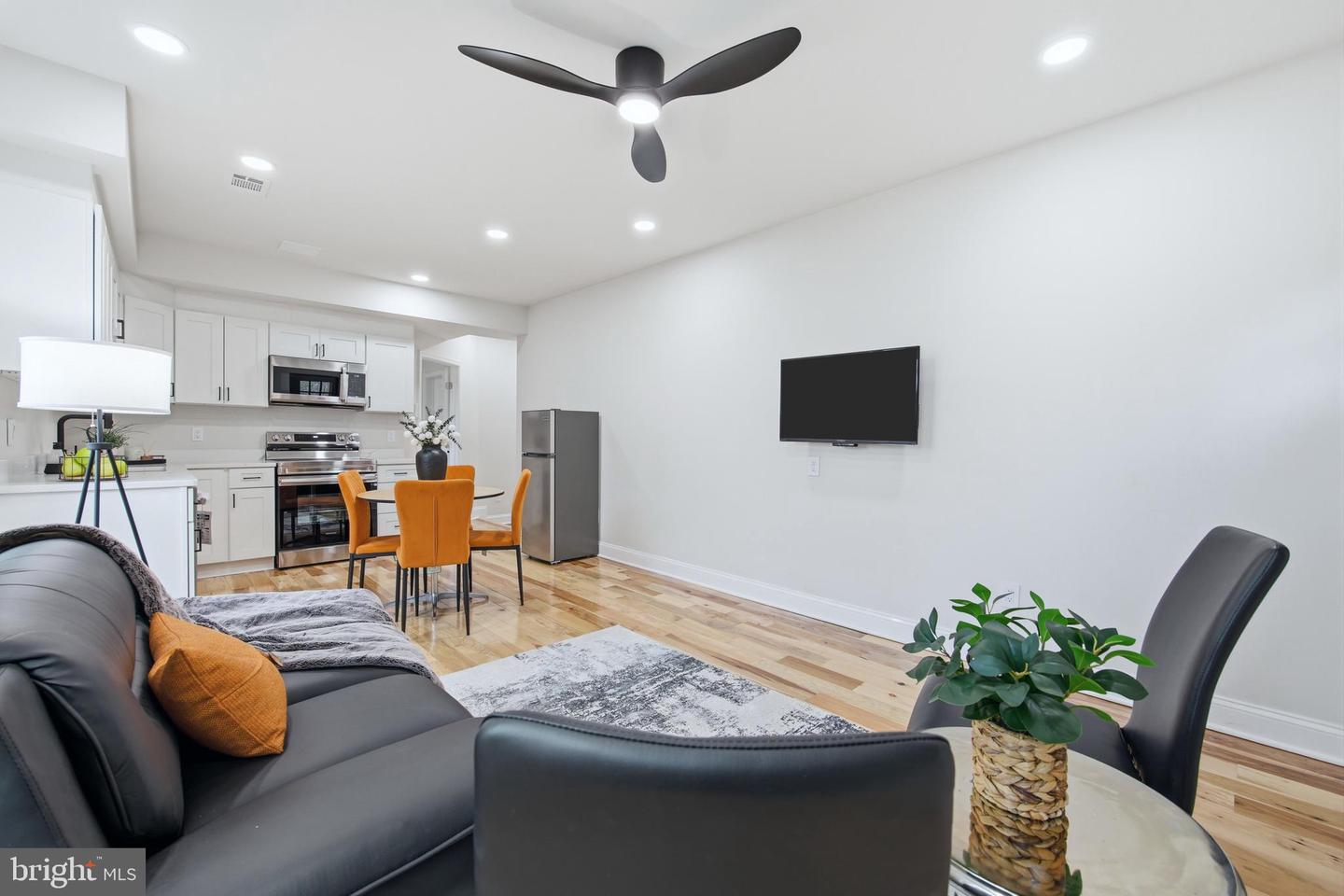 1034 Greenview Property Photo 48