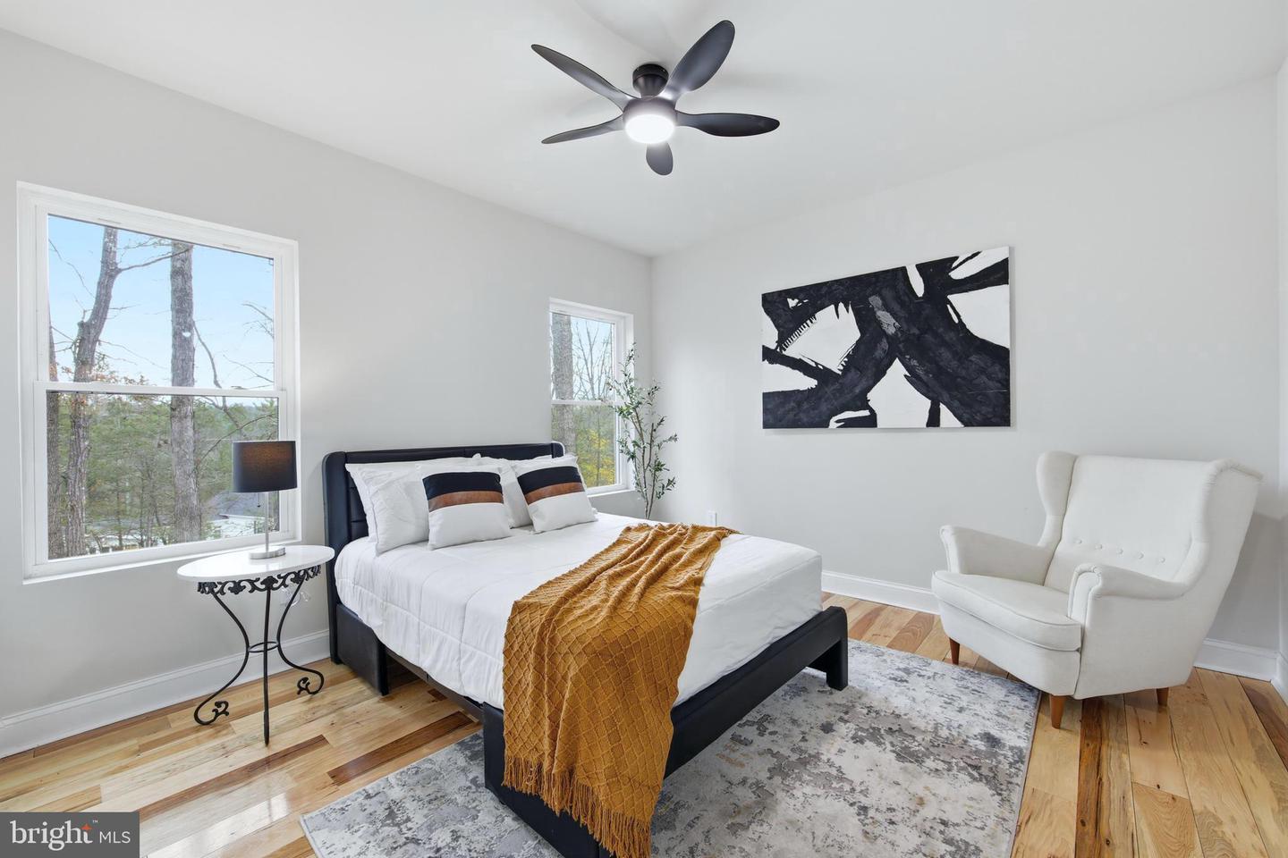 1034 Greenview Property Photo 49