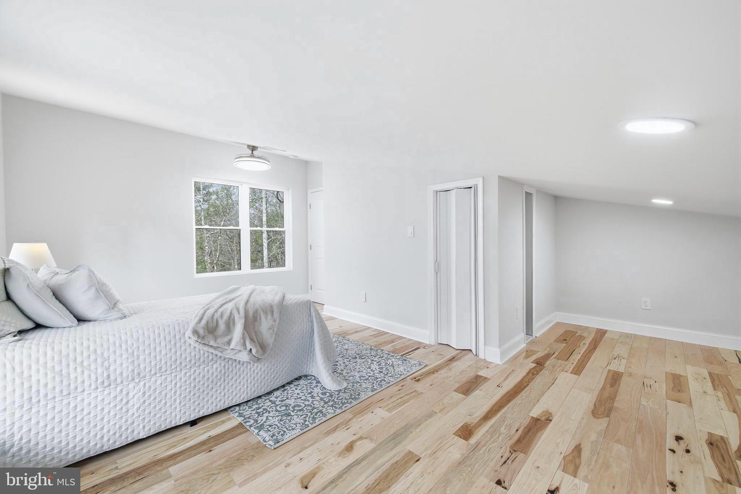 1034 Greenview Property Photo 60