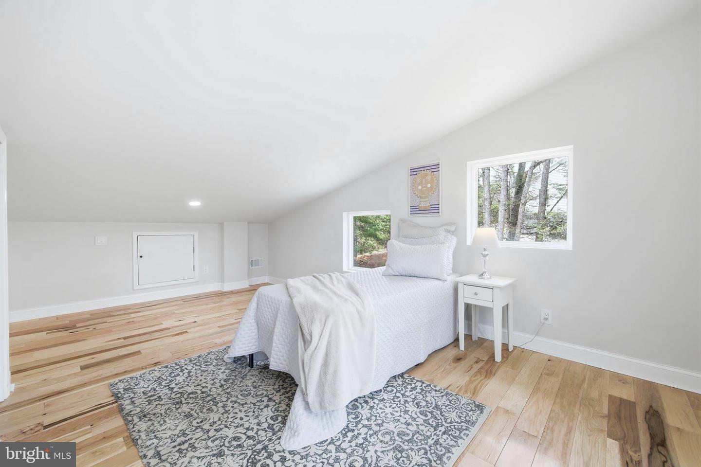 1034 Greenview Property Photo 61