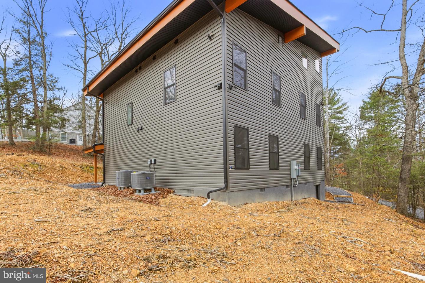 1034 Greenview Property Photo 73