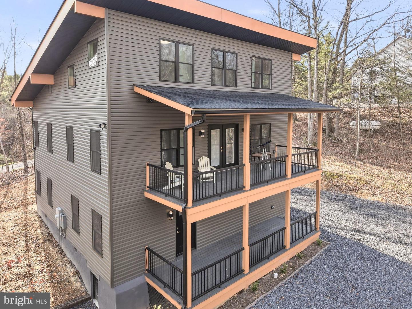 1034 Greenview Property Photo 81