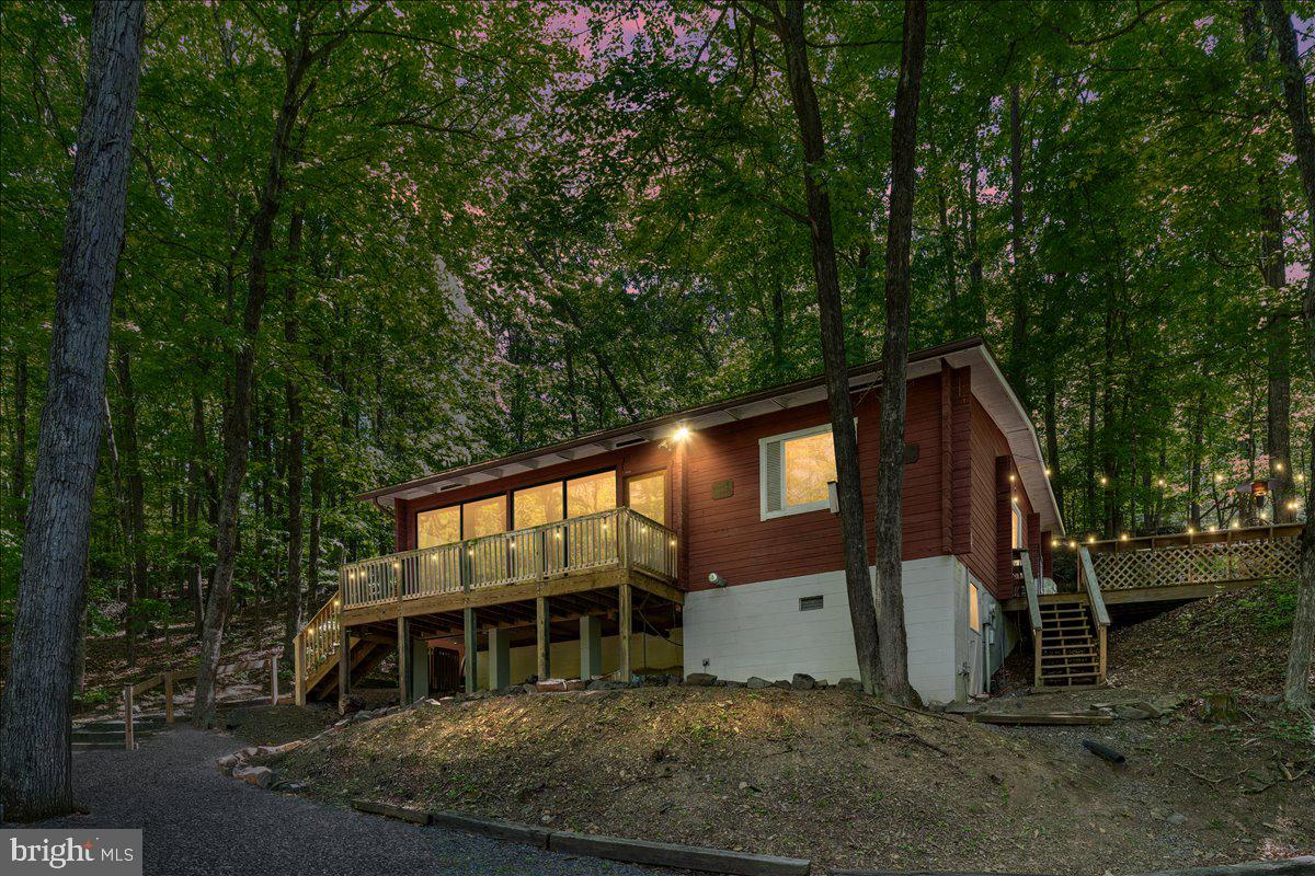 513 STRATON Property Photo 1