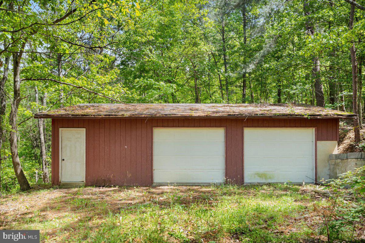 513 Straton Property Photo 28