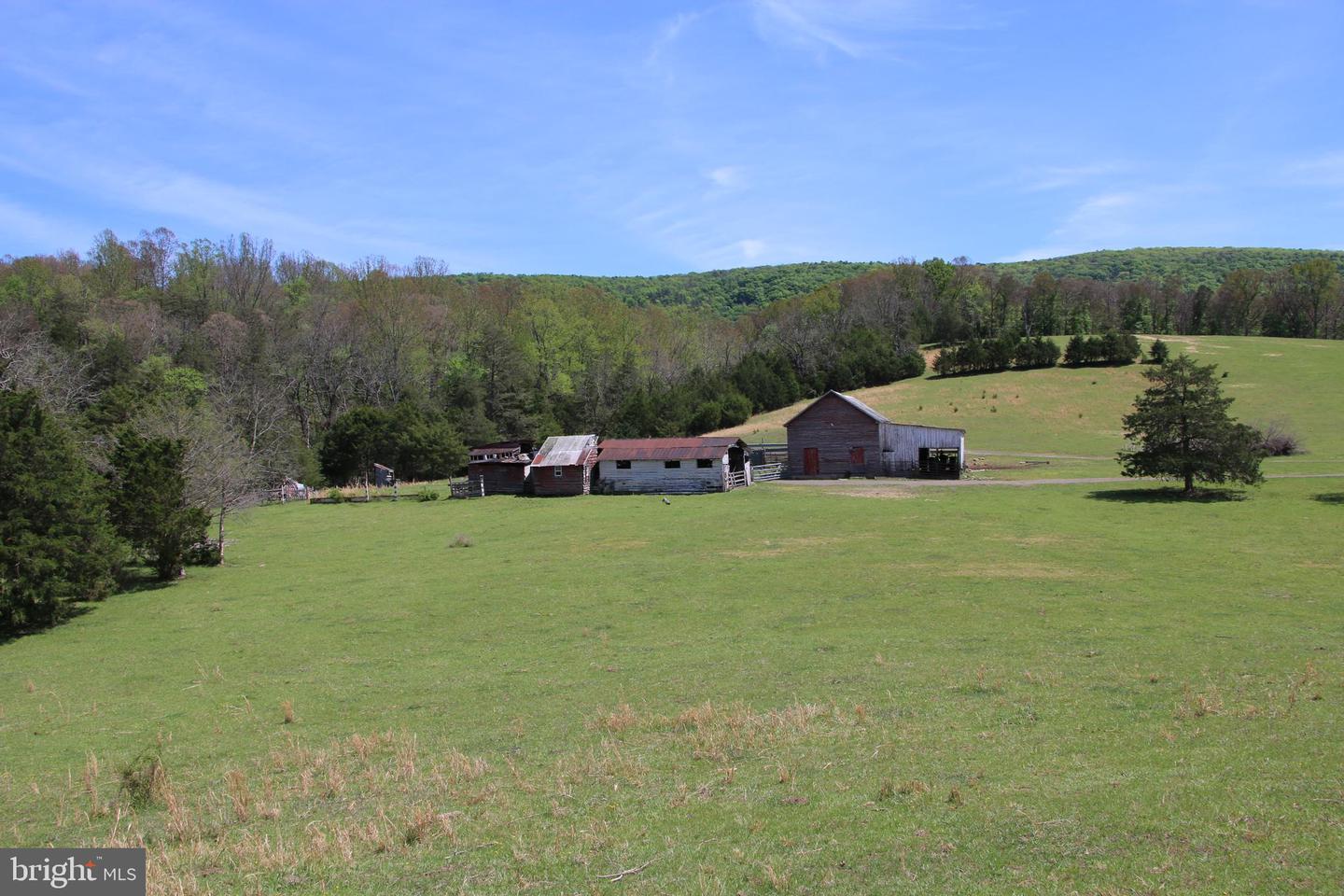Cold Spring Hollow Ln Property Photo 47