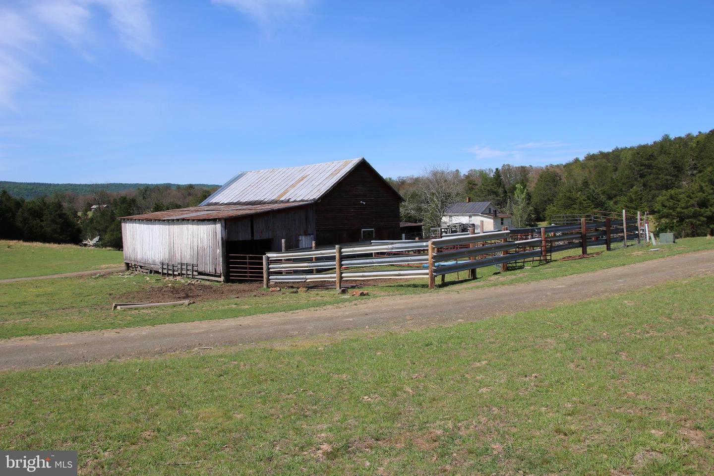 Cold Spring Hollow Ln Property Photo 61