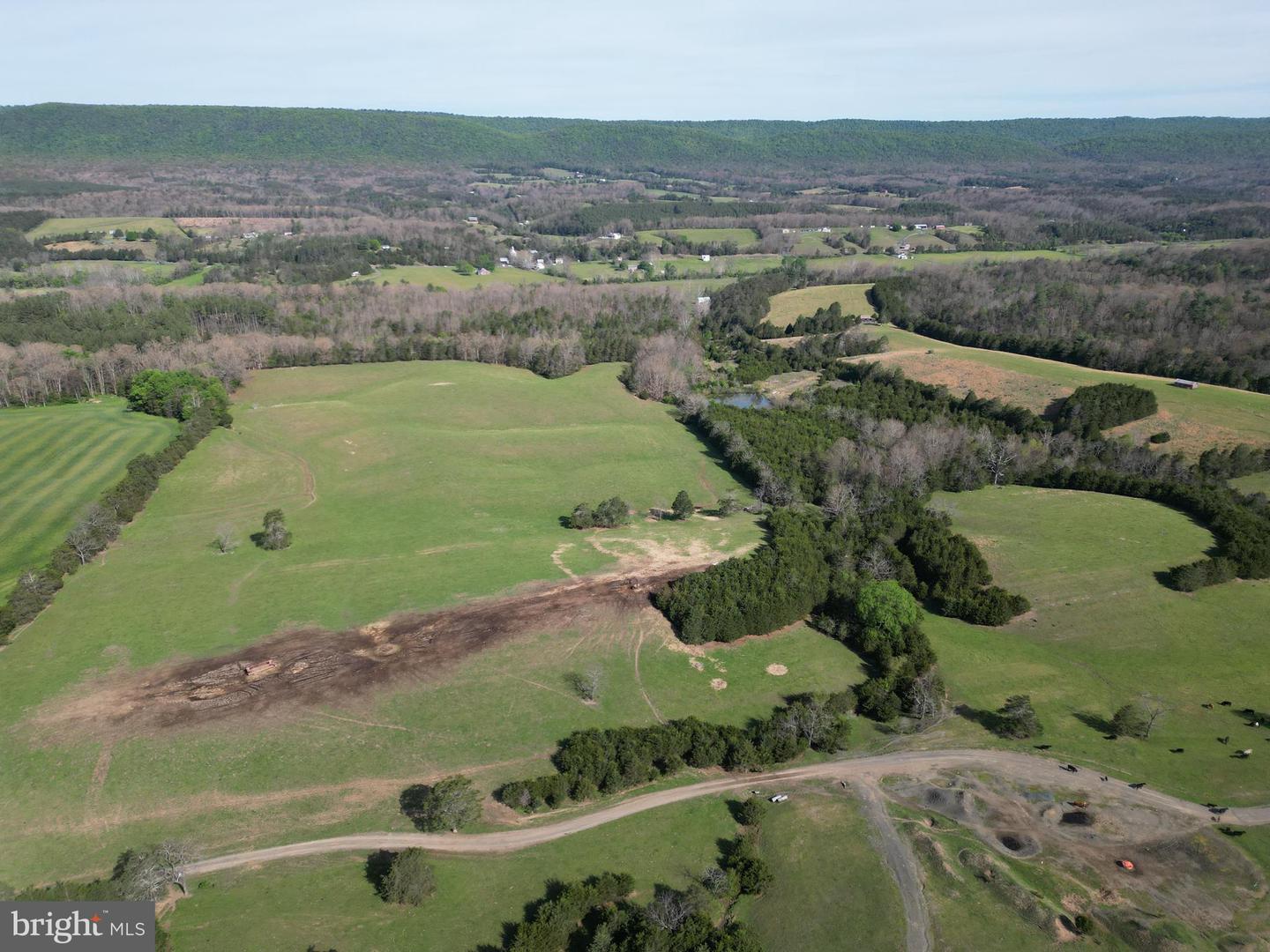 Cold Spring Hollow Ln Property Photo 83