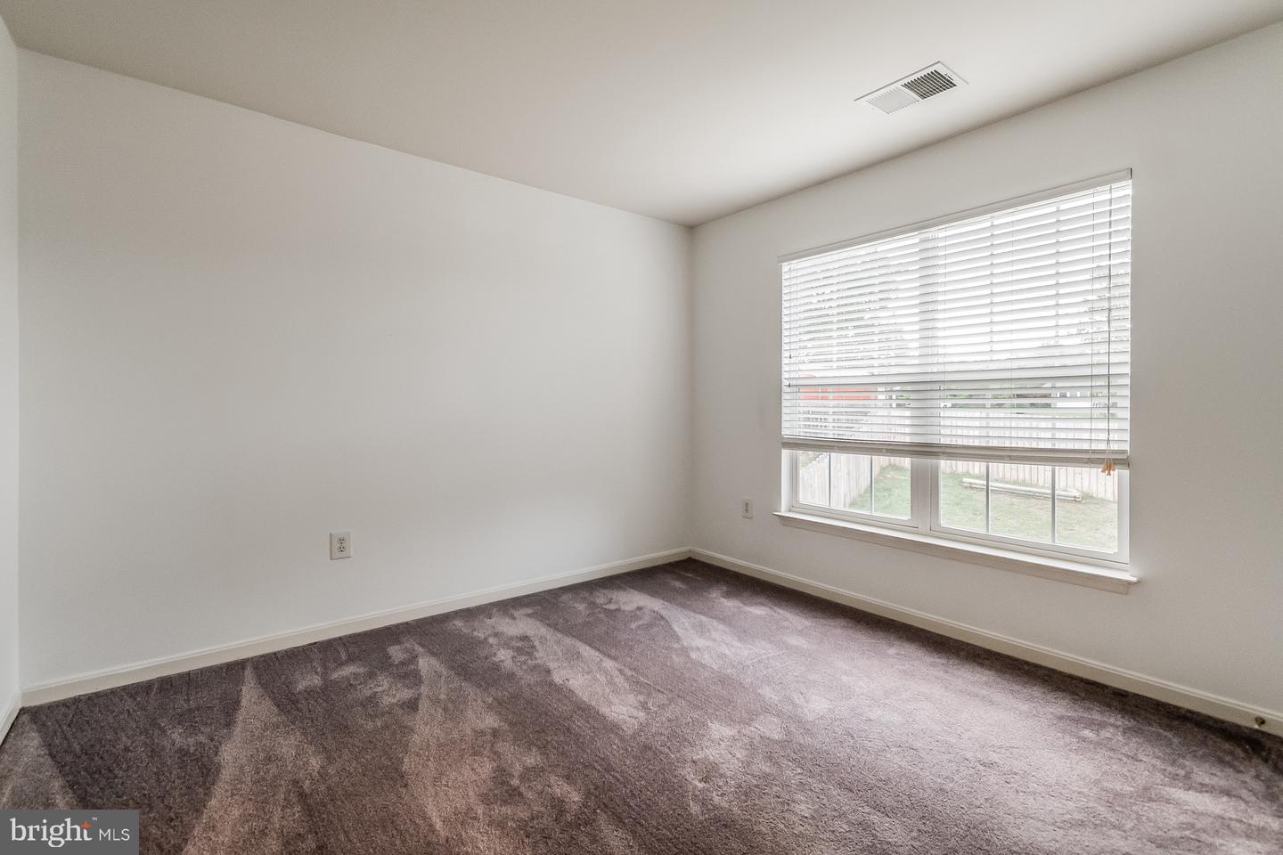160 Aden Dr Property Photo 36