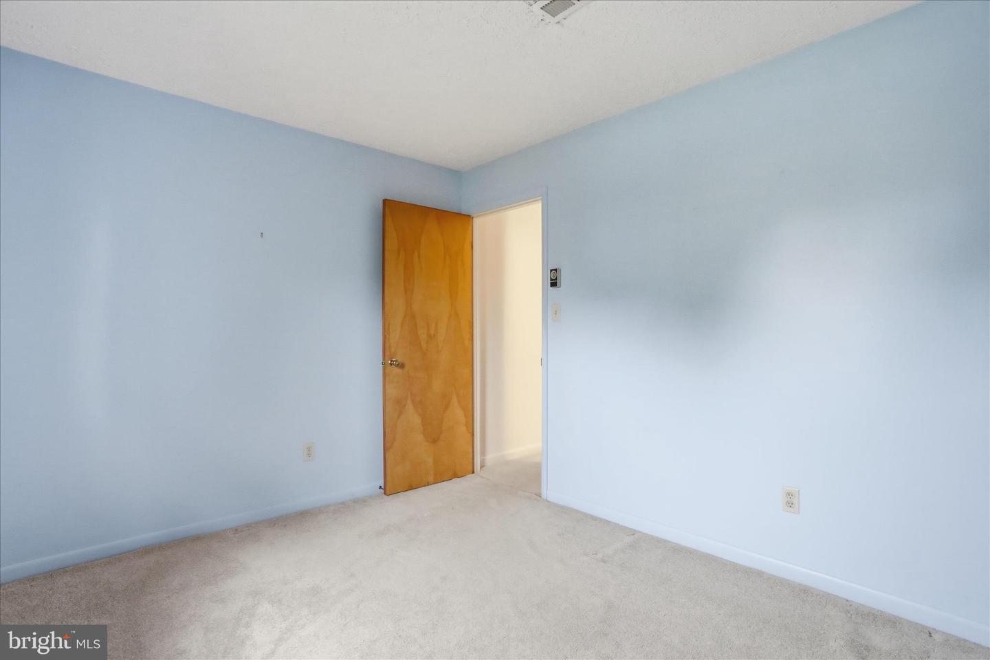 317 Dawn Ave Property Photo 13