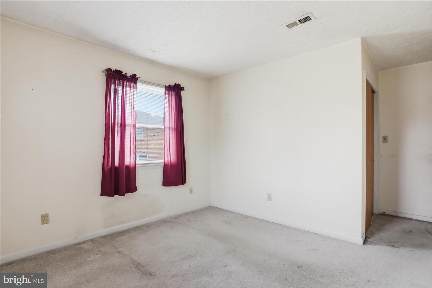 317 Dawn Ave Property Photo 15