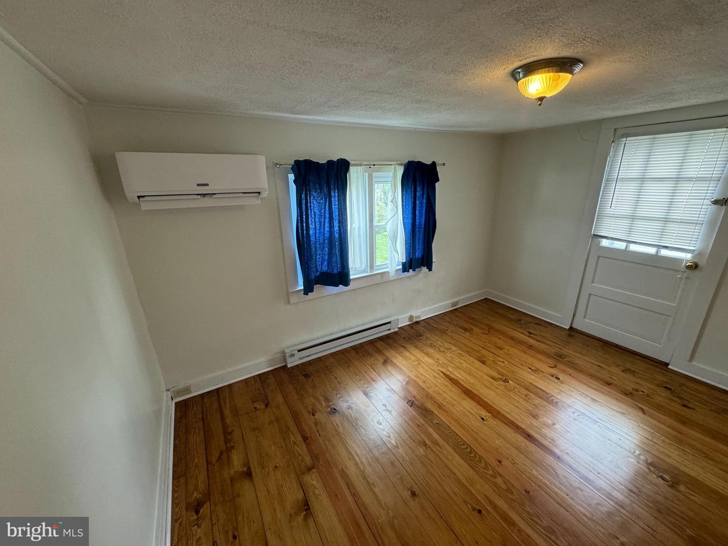 430 W High St Property Photo 6