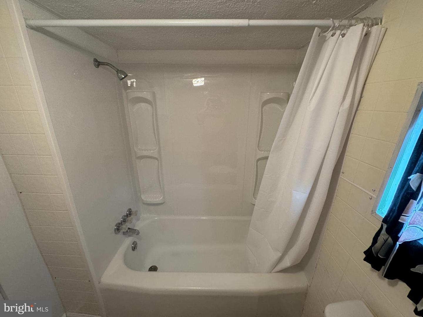 430 W High St Property Photo 10
