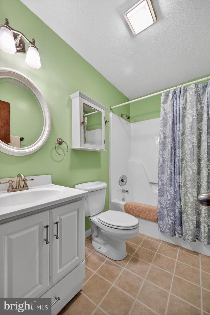 393 Palmer Property Photo 23