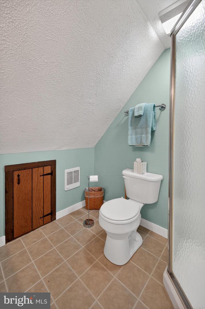 393 Palmer Property Photo 32