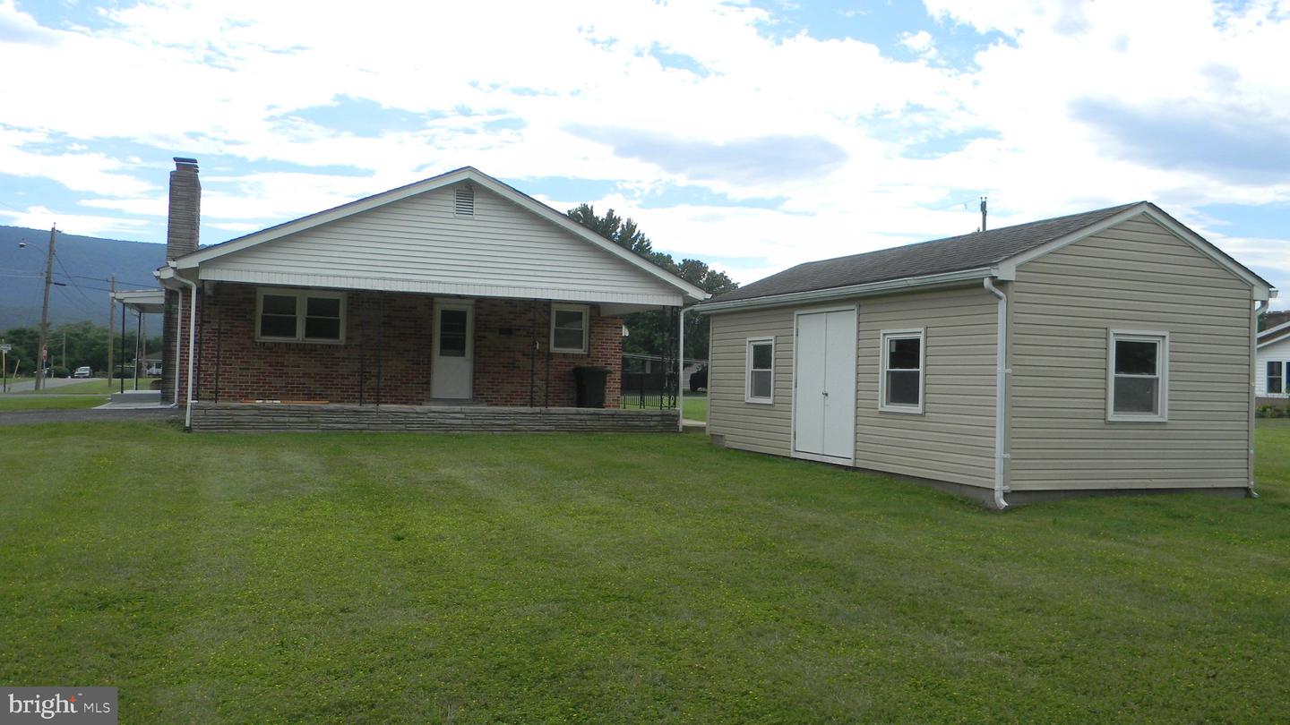 129 Apple Ave Property Photo 5